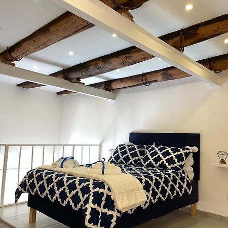 San Genna Pienzace Tu Apartment Napoli Bagian luar foto