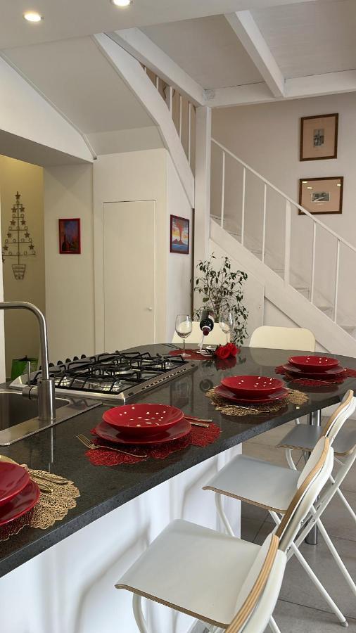 San Genna Pienzace Tu Apartment Napoli Bagian luar foto